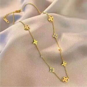 8k Gold Plated Designer Four Leaf Clover Necklace